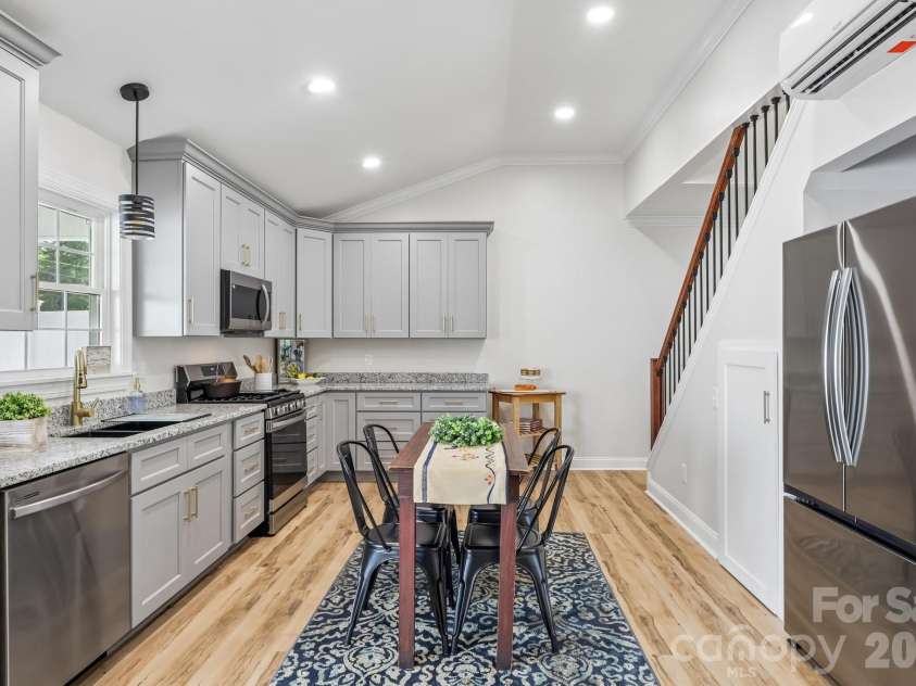 105 Maple Street, Badin, NC 28009.  MLS# CAR4409947, YatesRealty ID 41821. Kitchen