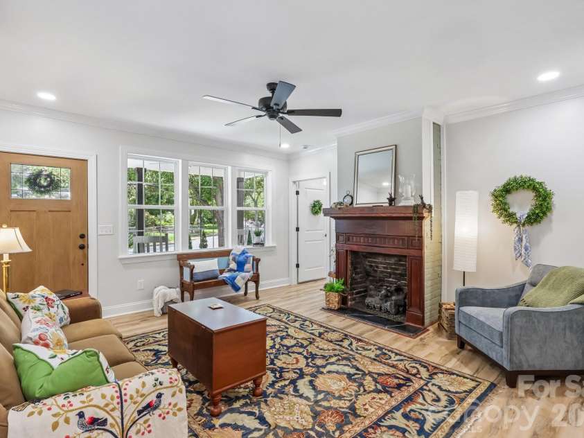 105 Maple Street, Badin, NC 28009.  MLS# CAR4409947, YatesRealty ID 41821. Living Room
