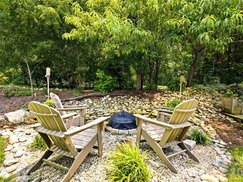 192 Aztec Circle, Mooresville, NC 28117.  MLS# CAR4407616, YatesRealty ID 41822. Fire pit area