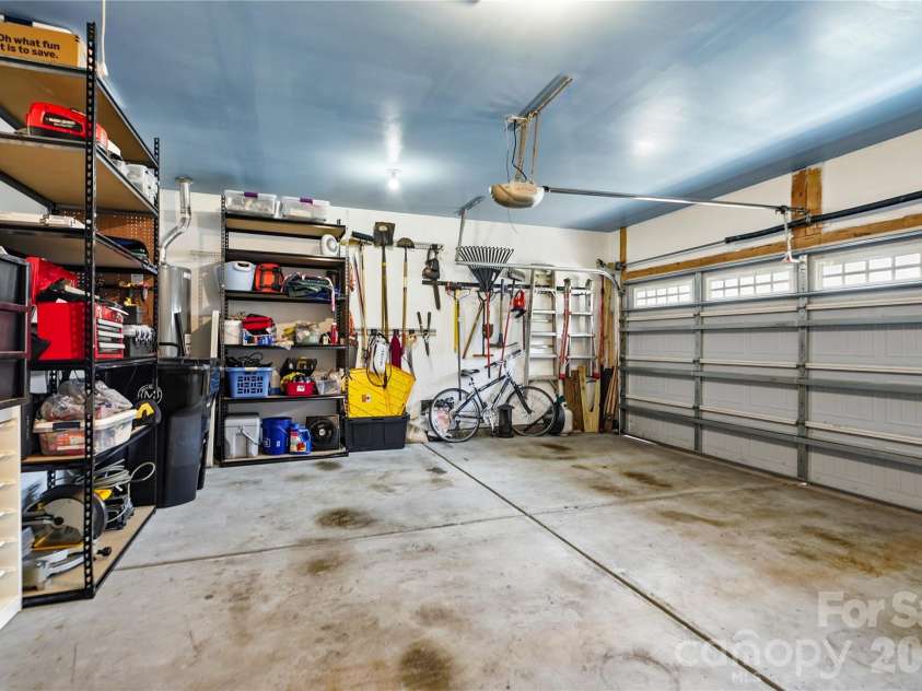 192 Aztec Circle, Mooresville, NC 28117.  MLS# CAR4407616, YatesRealty ID 41822. Garage