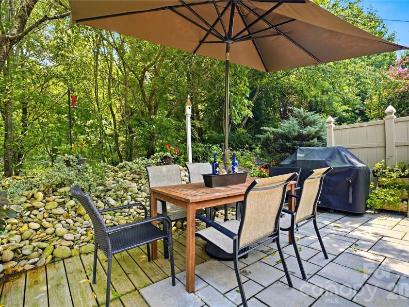 192 Aztec Circle, Mooresville, NC 28117.  MLS# CAR4407616, YatesRealty ID 41822. Patio