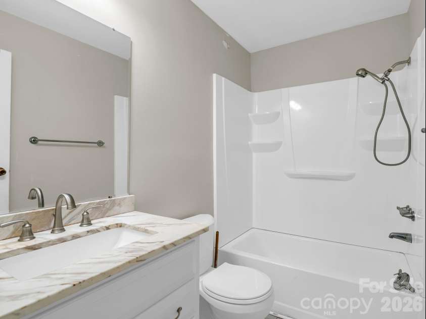 1 Lakewood Road, Hendersonville, NC 28792.  MLS# CAR4411211, YatesRealty ID 41824. Full bath