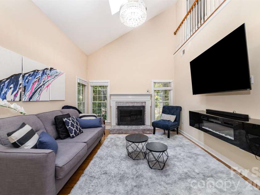 6401 Morningsong Lane, Charlotte, NC 28269.  MLS# CAR4410092, YatesRealty ID 41825. 