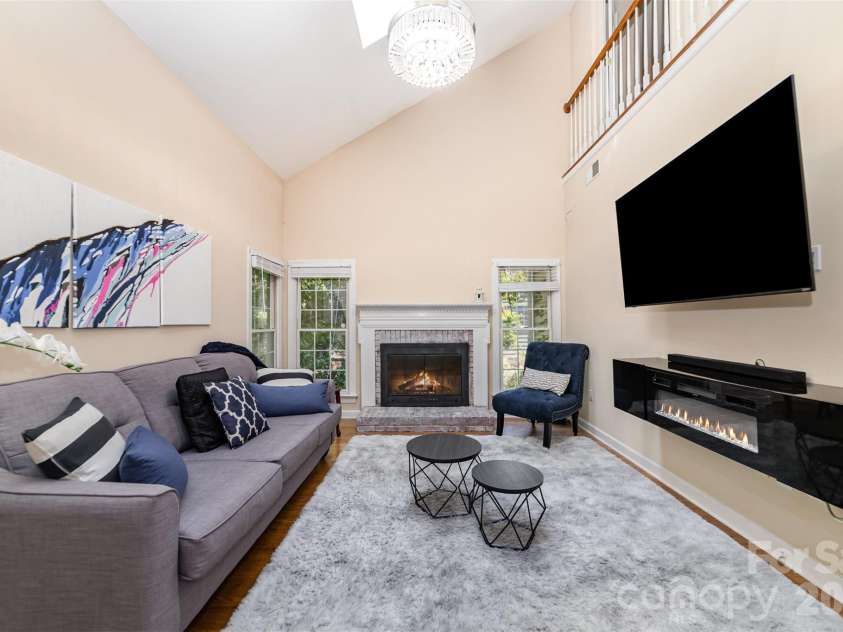 6401 Morningsong Lane, Charlotte, NC 28269.  MLS# CAR4410092, YatesRealty ID 41825. 