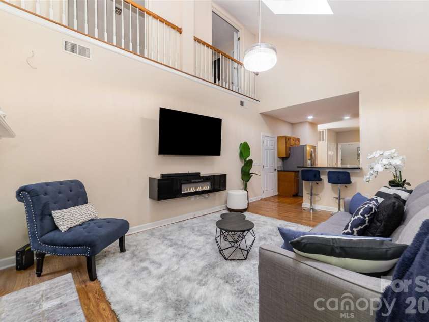 6401 Morningsong Lane, Charlotte, NC 28269.  MLS# CAR4410092, YatesRealty ID 41825. 