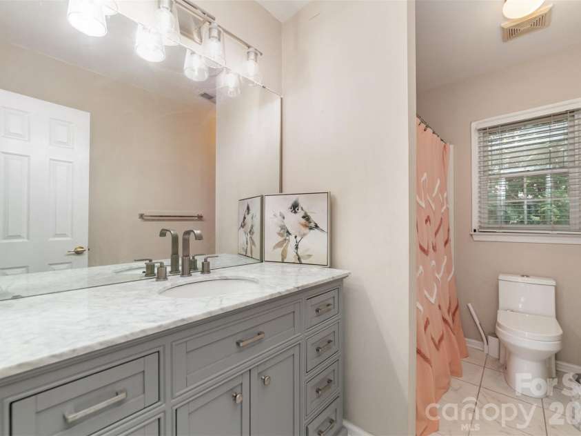 6401 Morningsong Lane, Charlotte, NC 28269.  MLS# CAR4410092, YatesRealty ID 41825. 