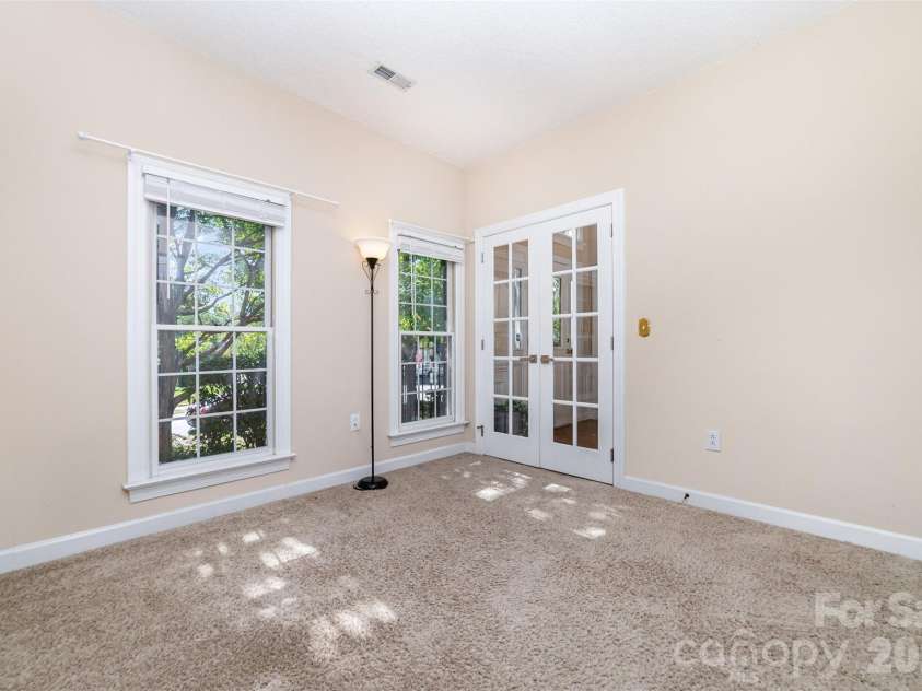 6401 Morningsong Lane, Charlotte, NC 28269.  MLS# CAR4410092, YatesRealty ID 41825. 