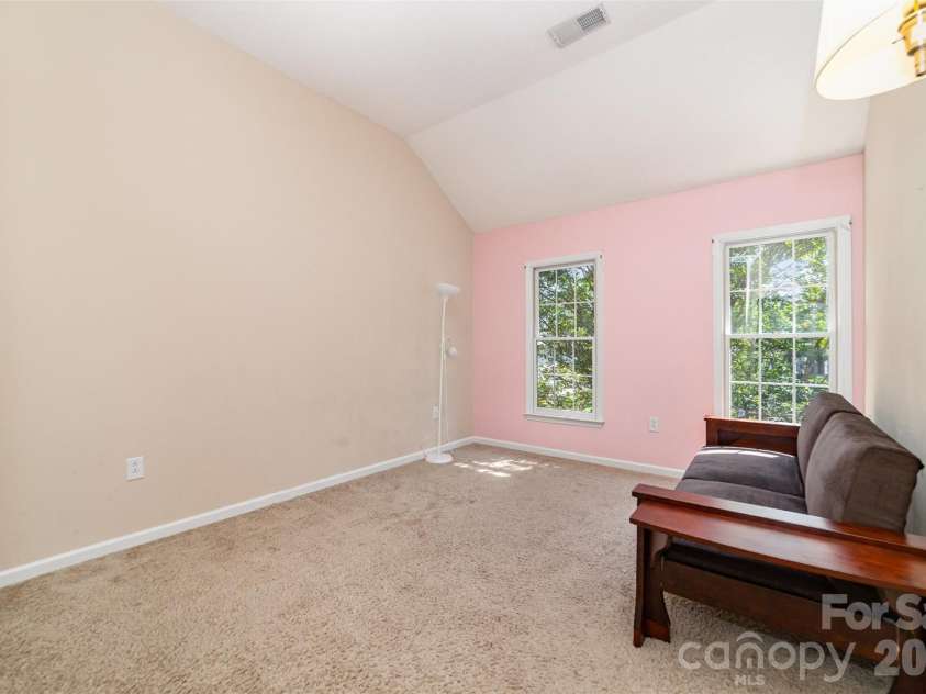 6401 Morningsong Lane, Charlotte, NC 28269.  MLS# CAR4410092, YatesRealty ID 41825. 