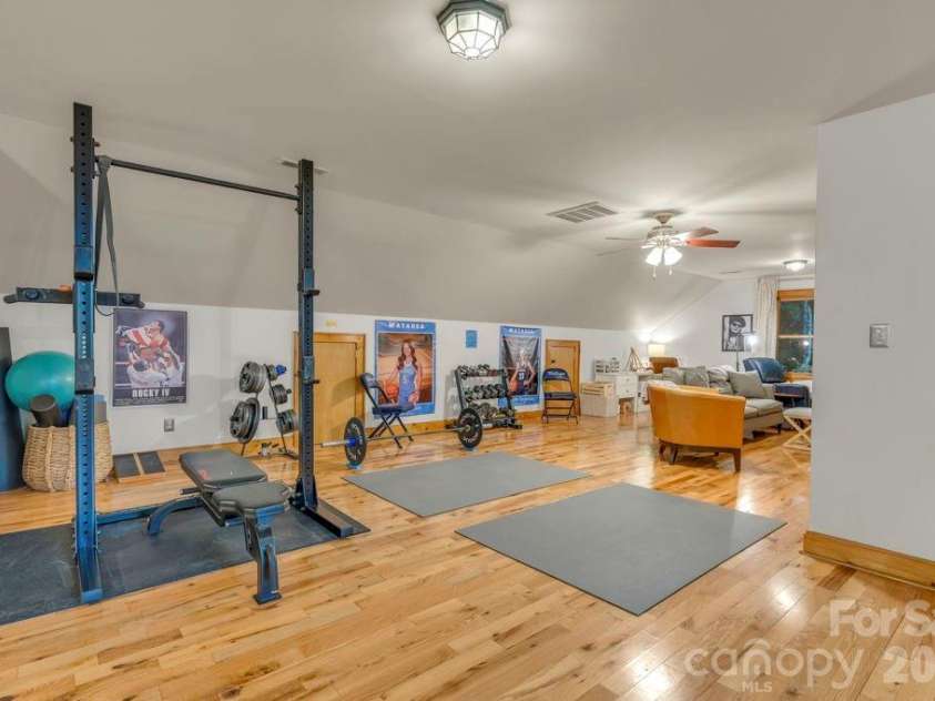 165 Leighway Lane, Banner Elk, NC 28604.  MLS# CAR4409555, YatesRealty ID 41826. 