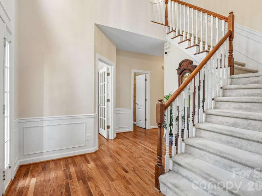 7613 Tarland Lane, Charlotte, NC 28269.  MLS# CAR4408961, YatesRealty ID 41829. 