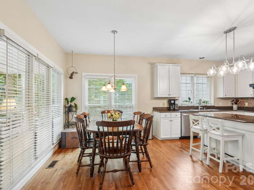 7613 Tarland Lane, Charlotte, NC 28269.  MLS# CAR4408961, YatesRealty ID 41829. 