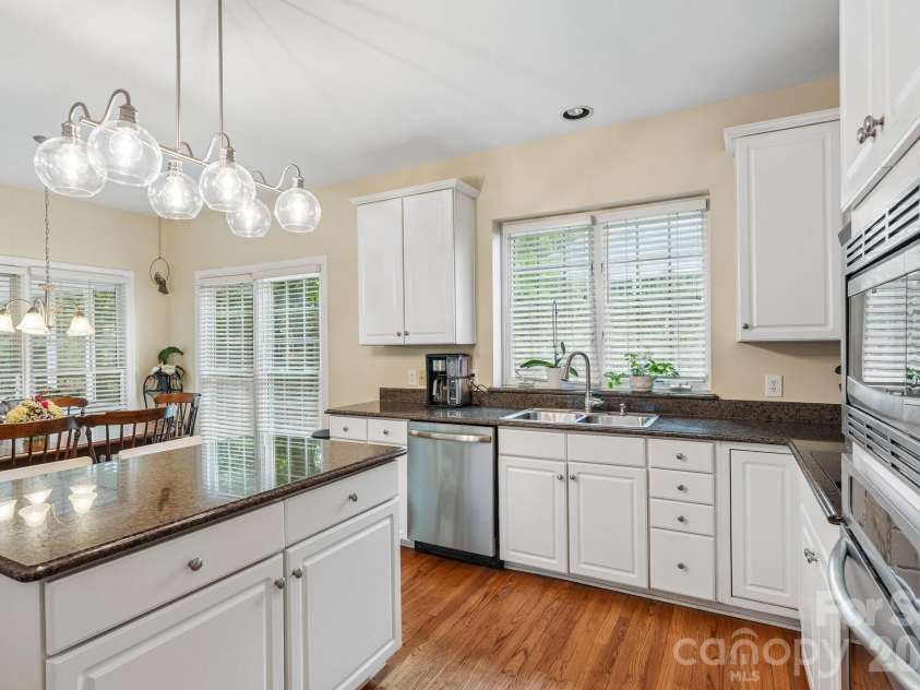 7613 Tarland Lane, Charlotte, NC 28269.  MLS# CAR4408961, YatesRealty ID 41829. 