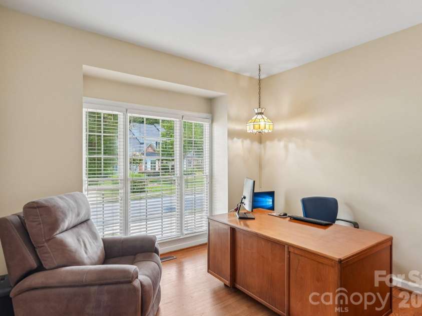 7613 Tarland Lane, Charlotte, NC 28269.  MLS# CAR4408961, YatesRealty ID 41829. 