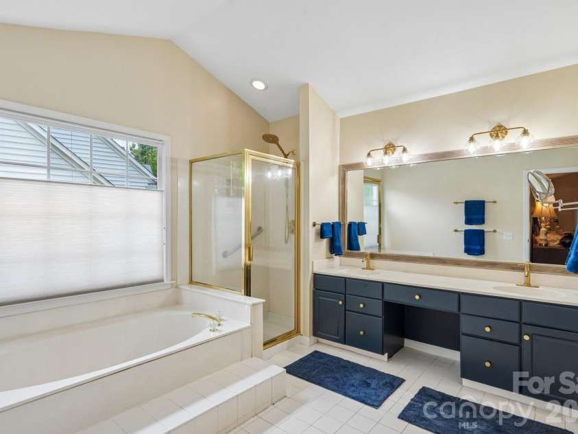 7613 Tarland Lane, Charlotte, NC 28269.  MLS# CAR4408961, YatesRealty ID 41829. 
