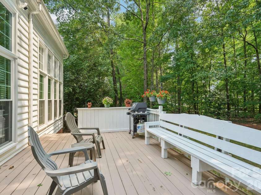 7613 Tarland Lane, Charlotte, NC 28269.  MLS# CAR4408961, YatesRealty ID 41829. 