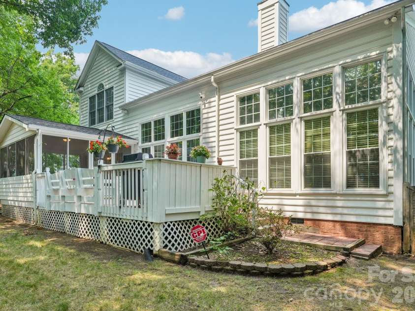 7613 Tarland Lane, Charlotte, NC 28269.  MLS# CAR4408961, YatesRealty ID 41829. 