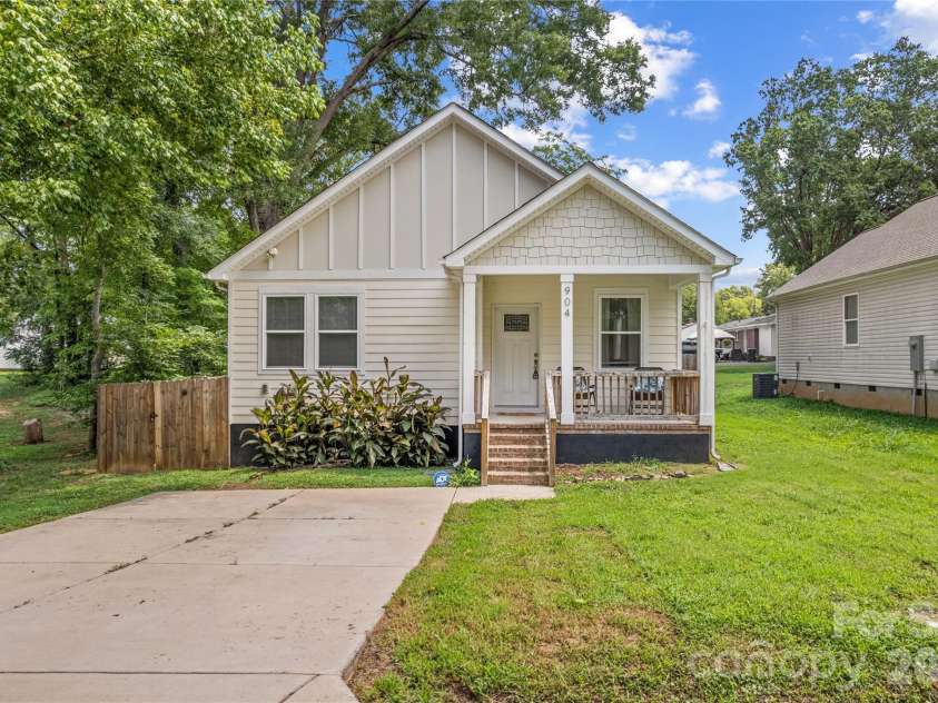 904 4th Street, Spencer, NC 28159.  MLS# CAR4408430, YatesRealty ID 41831. 