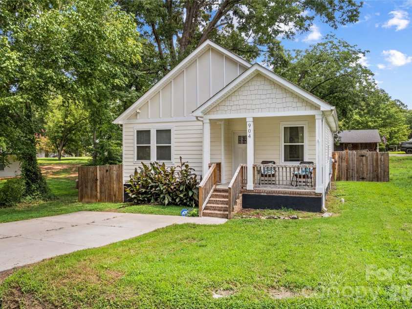 904 4th Street, Spencer, NC 28159.  MLS# CAR4408430, YatesRealty ID 41831. 