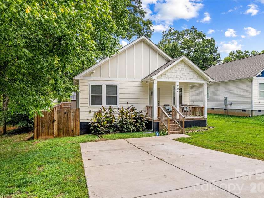 904 4th Street, Spencer, NC 28159.  MLS# CAR4408430, YatesRealty ID 41831. 