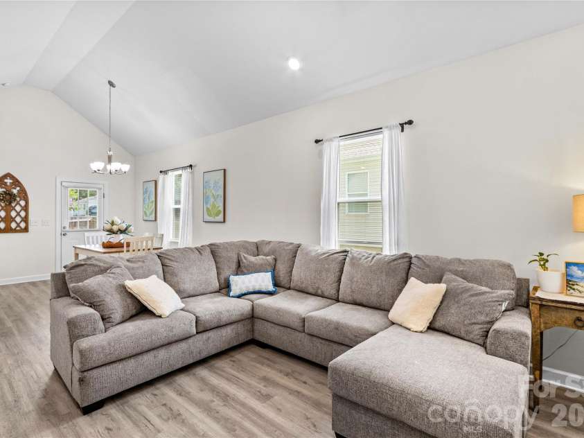 904 4th Street, Spencer, NC 28159.  MLS# CAR4408430, YatesRealty ID 41831. 