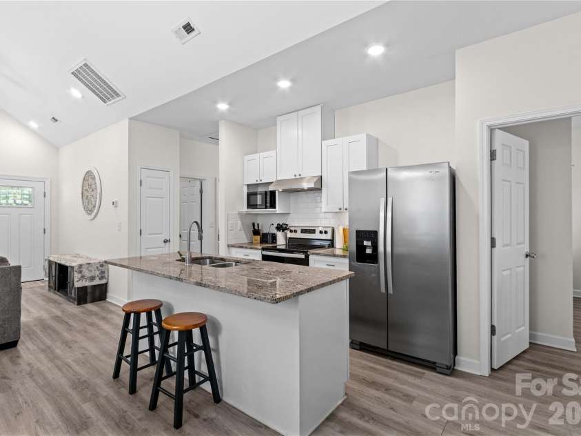 904 4th Street, Spencer, NC 28159.  MLS# CAR4408430, YatesRealty ID 41831. 