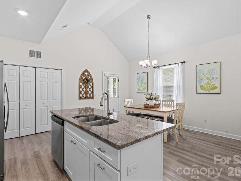 904 4th Street, Spencer, NC 28159.  MLS# CAR4408430, YatesRealty ID 41831. 