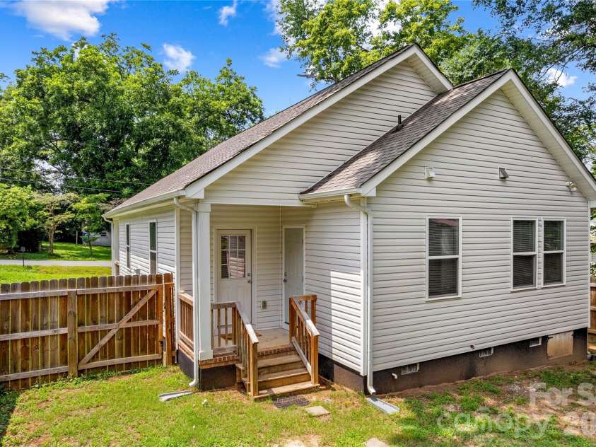 904 4th Street, Spencer, NC 28159.  MLS# CAR4408430, YatesRealty ID 41831. 