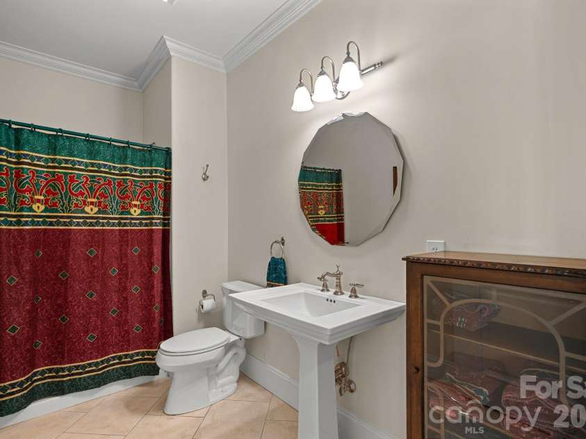 7967 Glen Abbey Circle, Stanley, NC 28164.  MLS# CAR4409089, YatesRealty ID 41832. Basement Full Bath