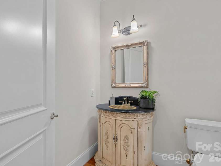 7967 Glen Abbey Circle, Stanley, NC 28164.  MLS# CAR4409089, YatesRealty ID 41832. First Floor Full Bath