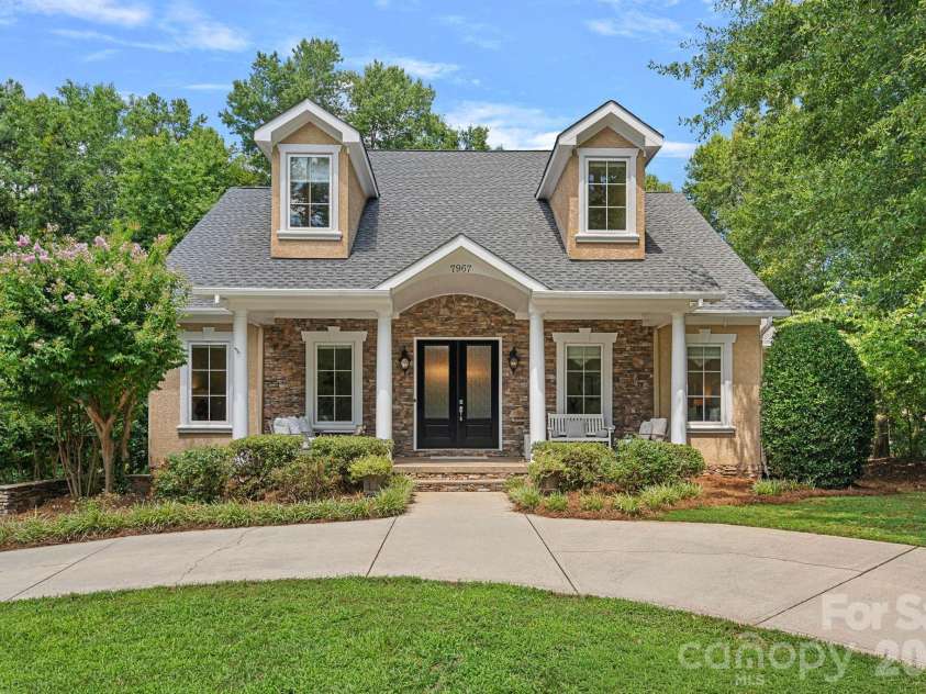 7967 Glen Abbey Circle, Stanley, NC 28164.  MLS# CAR4409089, YatesRealty ID 41832. Welcome to Glen Abbey!