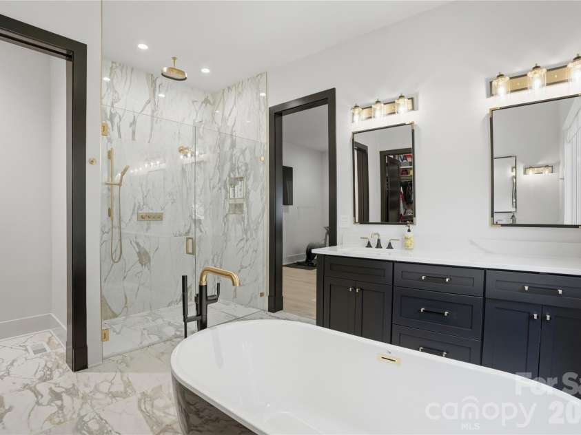 5408 Carmel Road, Charlotte, NC 28226.  MLS# CAR4383001, YatesRealty ID 41833. 