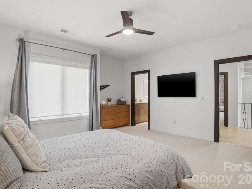 5408 Carmel Road, Charlotte, NC 28226.  MLS# CAR4383001, YatesRealty ID 41833. 