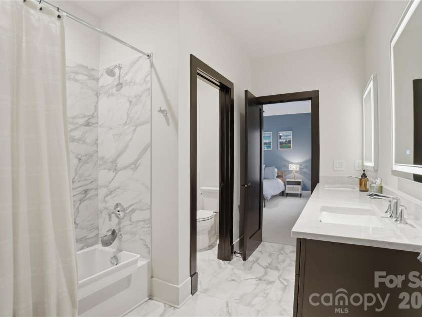 5408 Carmel Road, Charlotte, NC 28226.  MLS# CAR4383001, YatesRealty ID 41833. 