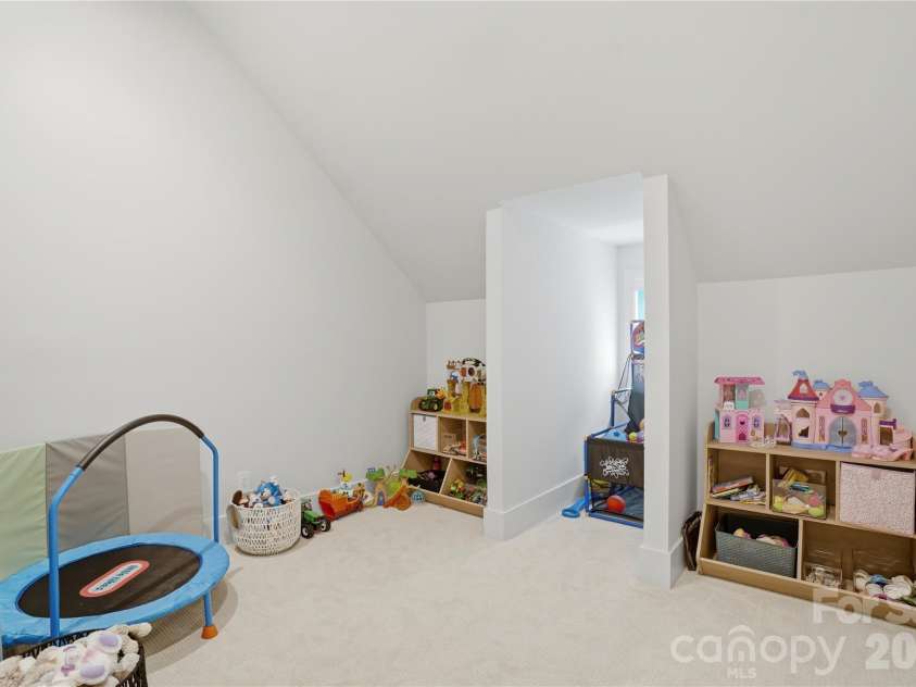 5408 Carmel Road, Charlotte, NC 28226.  MLS# CAR4383001, YatesRealty ID 41833. 