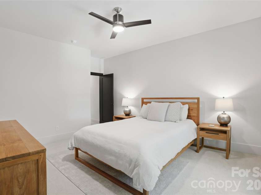 5408 Carmel Road, Charlotte, NC 28226.  MLS# CAR4383001, YatesRealty ID 41833. 