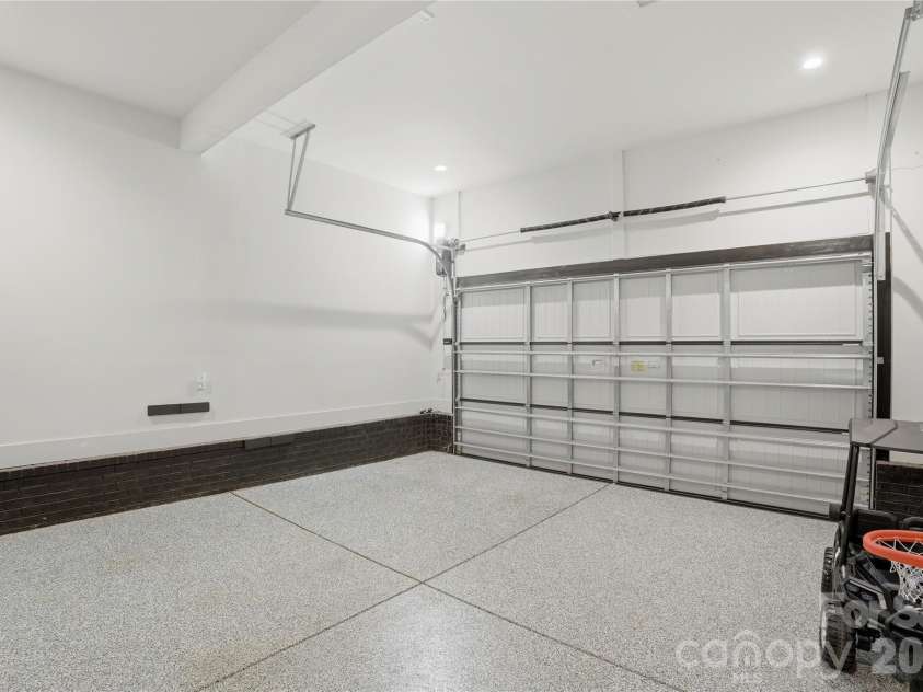 5408 Carmel Road, Charlotte, NC 28226.  MLS# CAR4383001, YatesRealty ID 41833. 