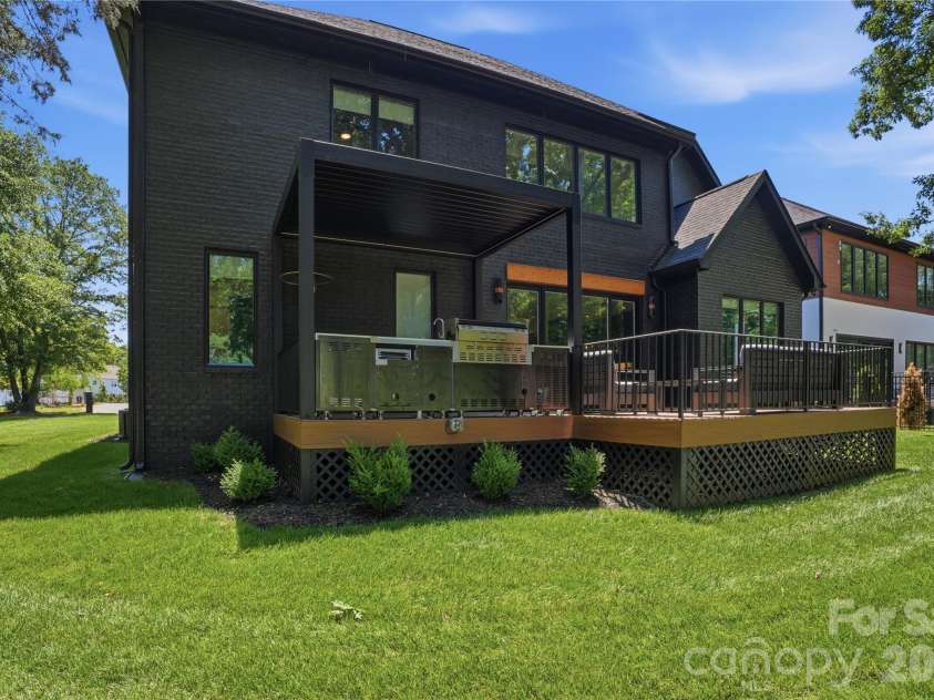 5408 Carmel Road, Charlotte, NC 28226.  MLS# CAR4383001, YatesRealty ID 41833. 