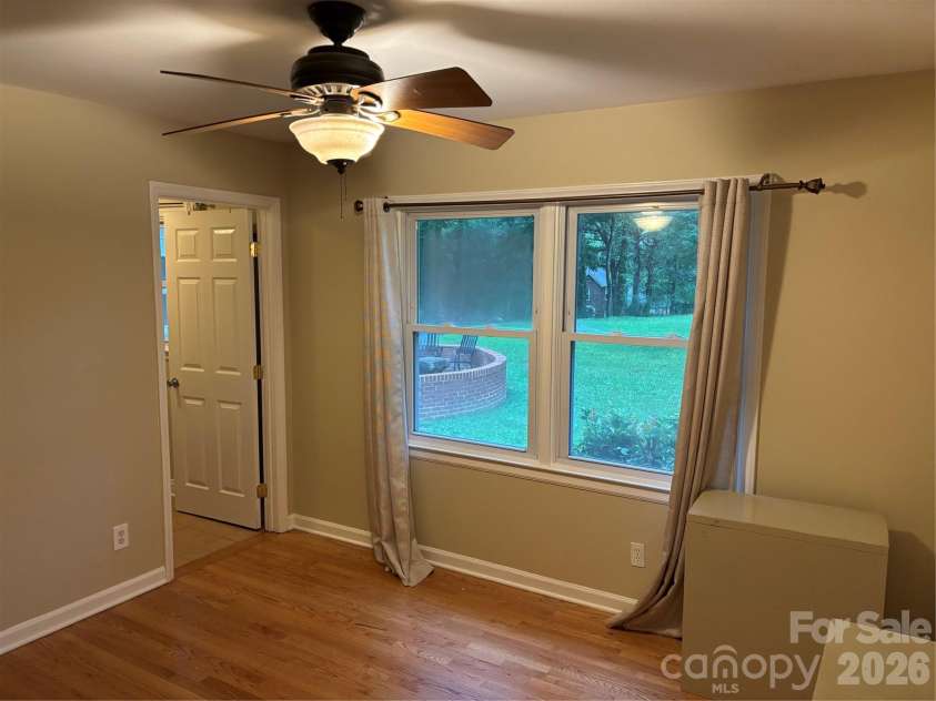 412 Brackenbury Lane, Charlotte, NC 28270.  MLS# CAR4409953, YatesRealty ID 41836. 2BR Main 2