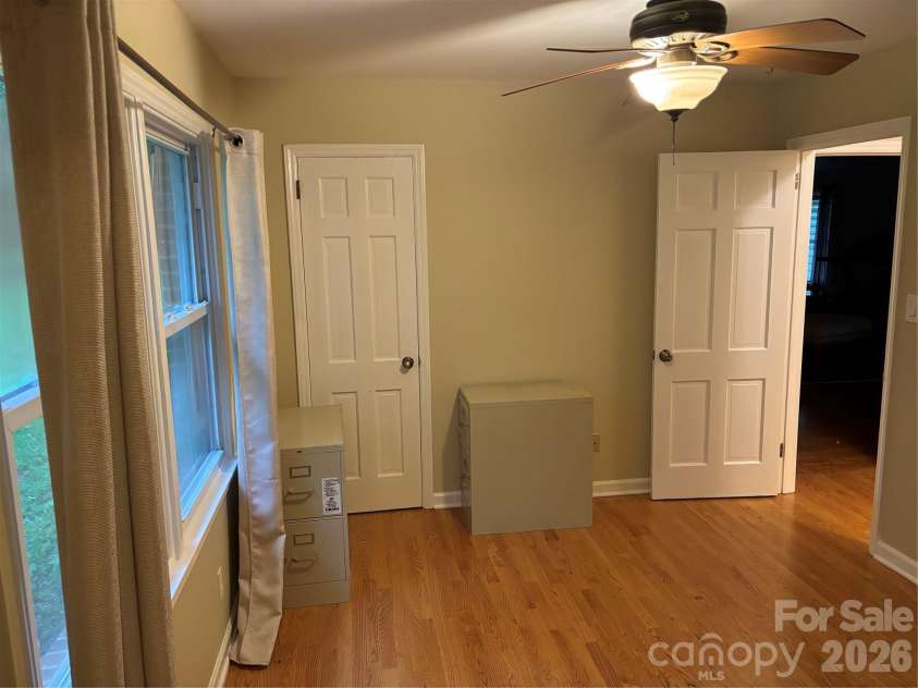 412 Brackenbury Lane, Charlotte, NC 28270.  MLS# CAR4409953, YatesRealty ID 41836. 2BR Main