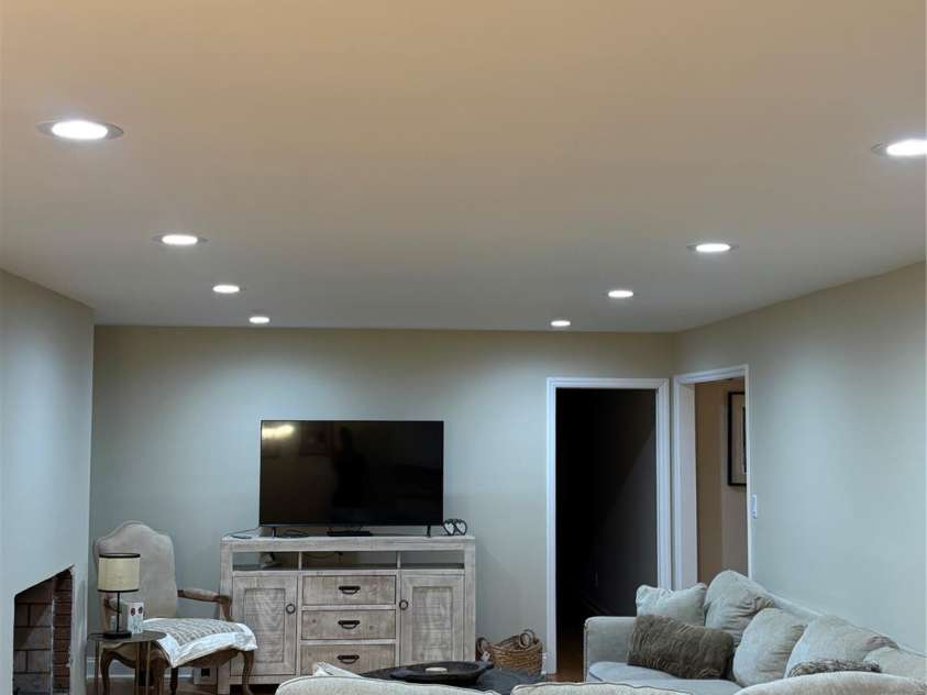 412 Brackenbury Lane, Charlotte, NC 28270.  MLS# CAR4409953, YatesRealty ID 41836. Great Rm1