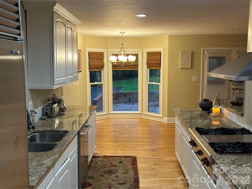 412 Brackenbury Lane, Charlotte, NC 28270.  MLS# CAR4409953, YatesRealty ID 41836. Kitchen 2