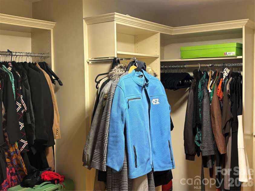 412 Brackenbury Lane, Charlotte, NC 28270.  MLS# CAR4409953, YatesRealty ID 41836. MBR Closet 2