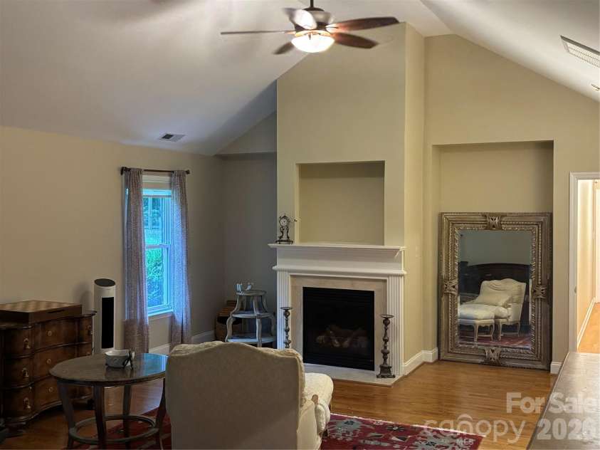 412 Brackenbury Lane, Charlotte, NC 28270.  MLS# CAR4409953, YatesRealty ID 41836. MBR6