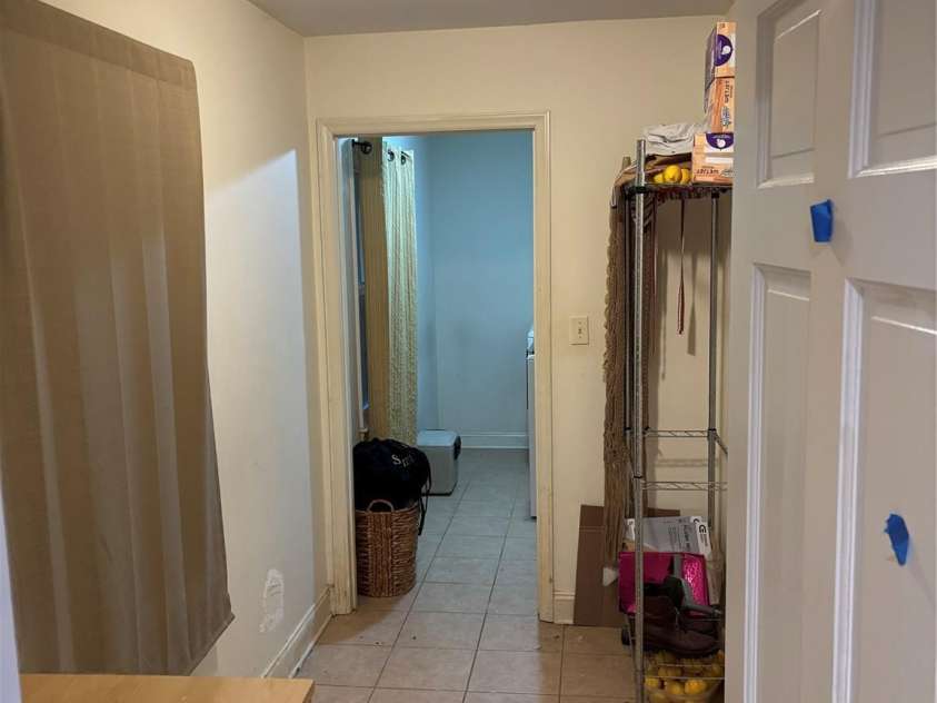 412 Brackenbury Lane, Charlotte, NC 28270.  MLS# CAR4409953, YatesRealty ID 41836. Mud Room
