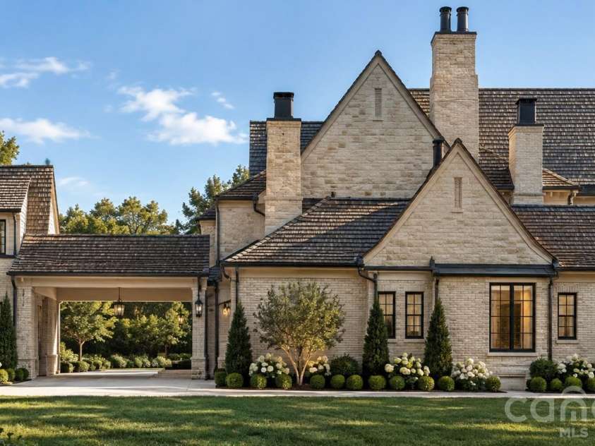 412 Brackenbury Lane, Charlotte, NC 28270.  MLS# CAR4422408, YatesRealty ID 41836. 