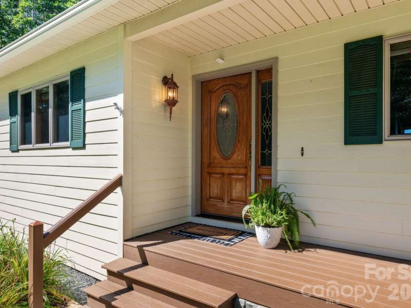 168 Heather Street, Boone, NC 28607.  MLS# CAR4411133, YatesRealty ID 41838. 