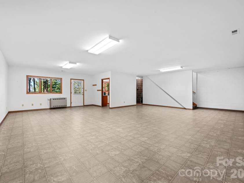 168 Heather Street, Boone, NC 28607.  MLS# CAR4411133, YatesRealty ID 41838. 