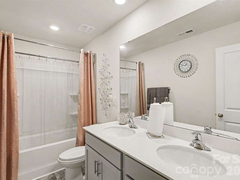 7573 Stonehouse Drive, Gastonia, NC 28056.  MLS# CAR4406760, YatesRealty ID 41841. 