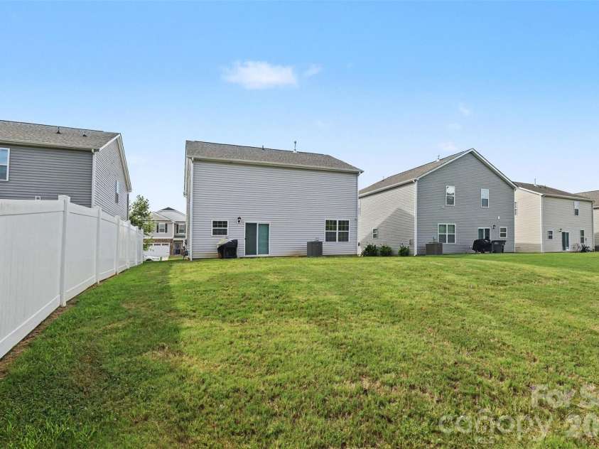 7573 Stonehouse Drive, Gastonia, NC 28056.  MLS# CAR4406760, YatesRealty ID 41841. 
