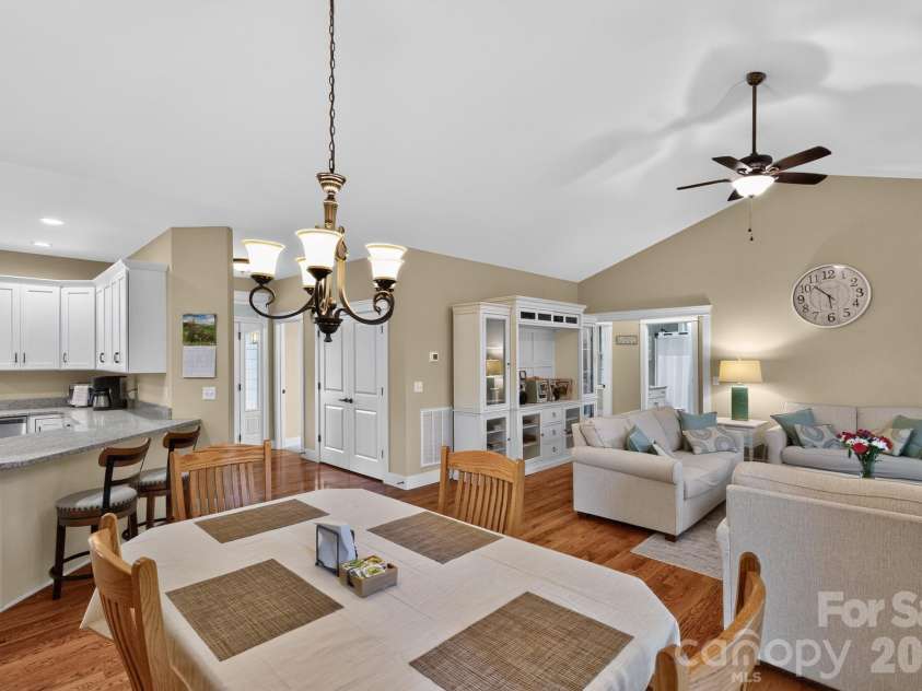 14 Wood Path Lane, Arden, NC 28704.  MLS# CAR4409807, YatesRealty ID 41842. 